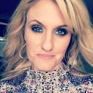 Meet your Posher, Jillian